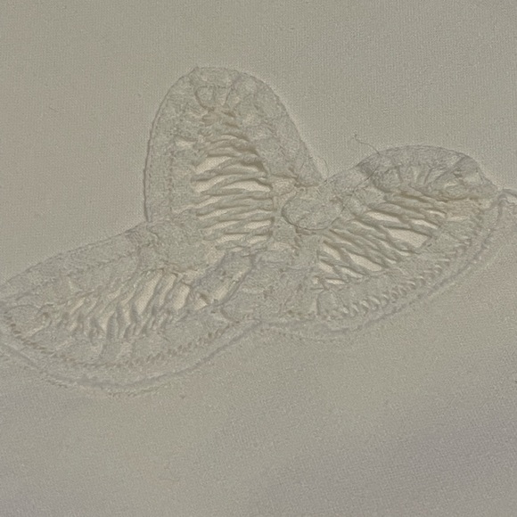 💞Vintage White Battenberg Lace Napkins with Appliquéd Corner💞 - Picture 2 of 3